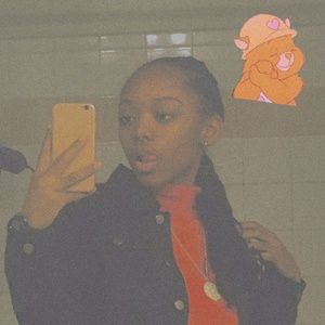 Meet your Posher, Tiara